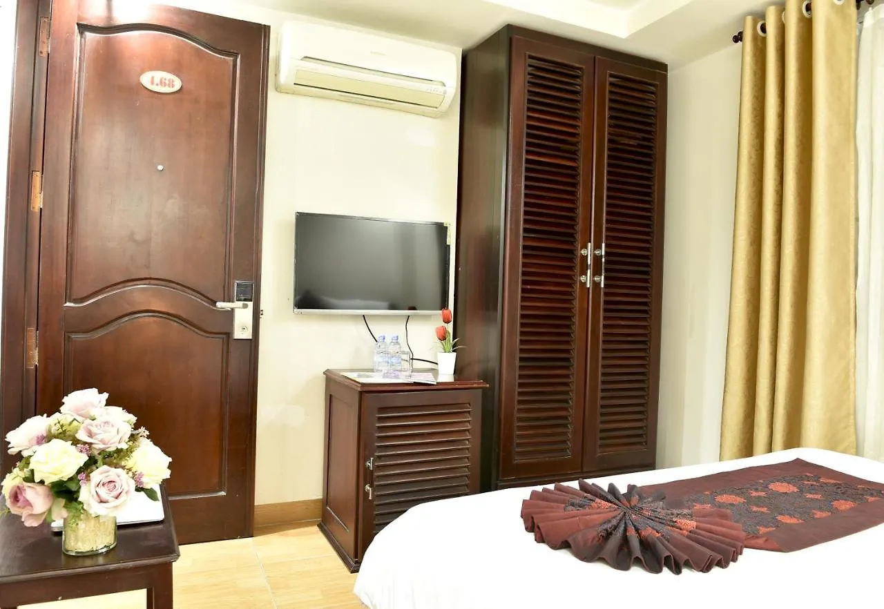 Carina Hotel Нячанг
