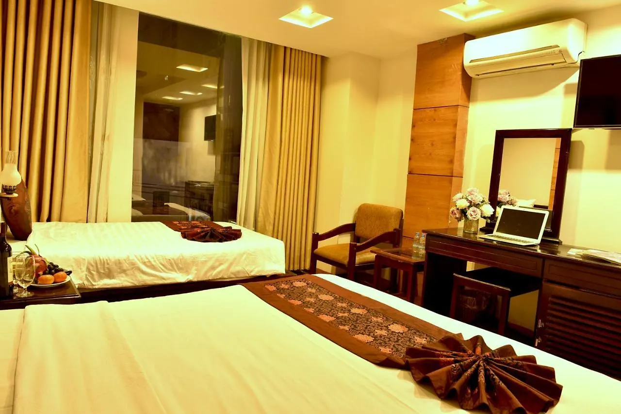 Carina Hotel Нячанг