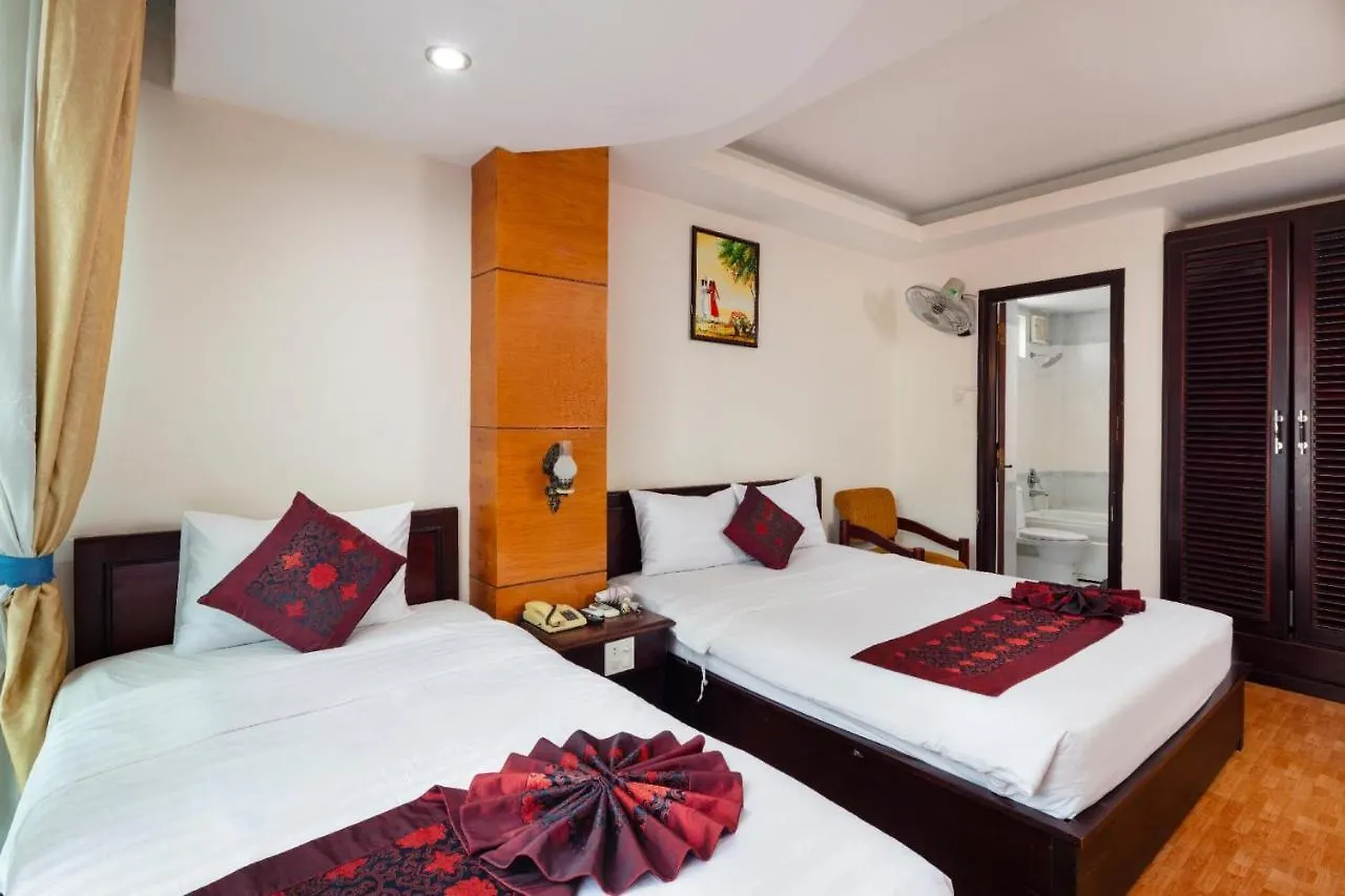 Carina Hotel Нячанг