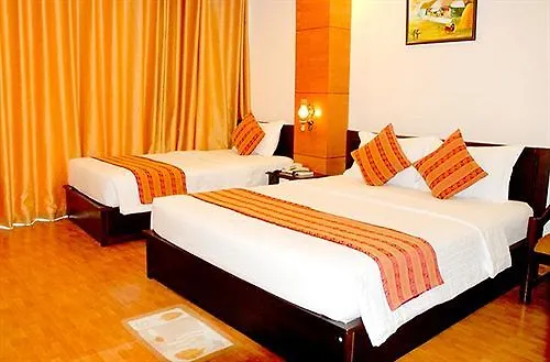 Carina Hotel Нячанг 3*,