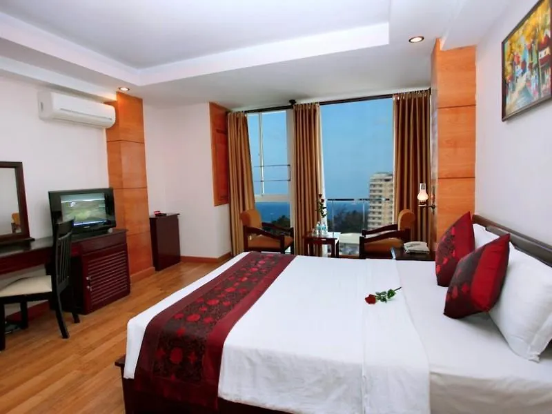 Carina Hotel Nha Trang 3*,